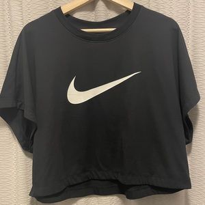 Nike Cropped T-Shirt